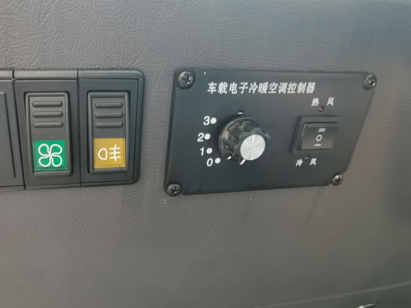 帶冷暖空調(diào)電動(dòng)巡邏車