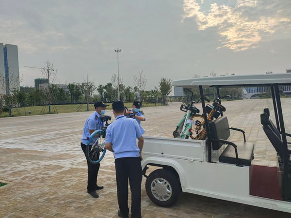 金開電動車助力武漢東站<div   id=