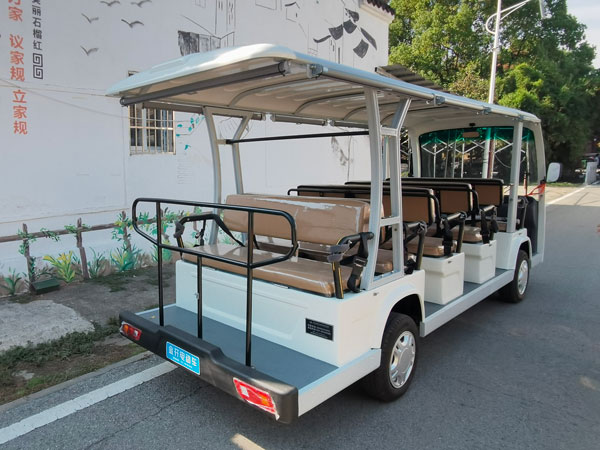 11座電動(dòng)觀光車尾部 11座電動(dòng)觀光車尾部